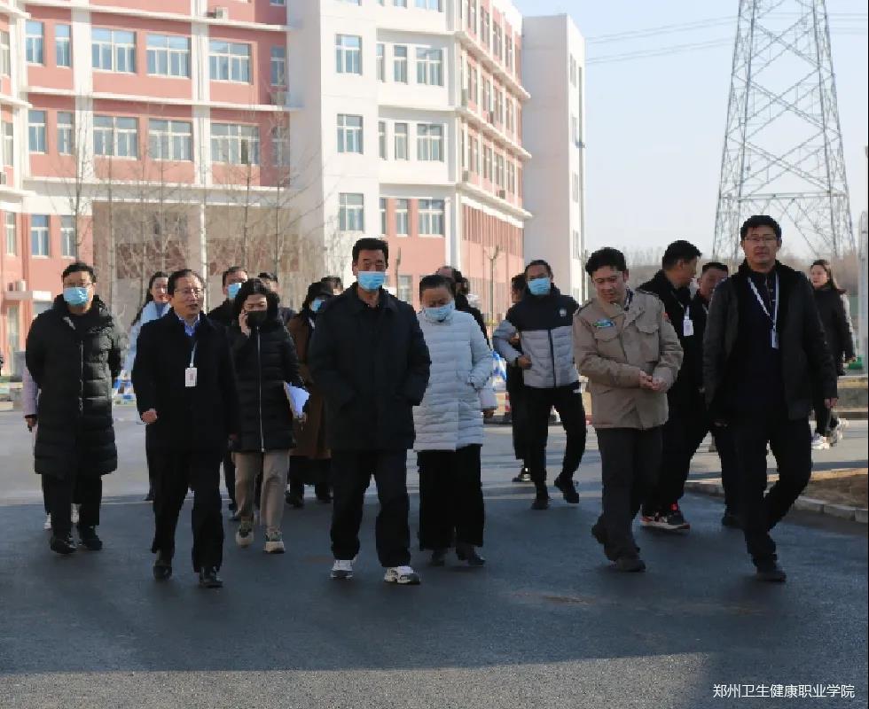 省级文明校园考核组到校进行实地考察