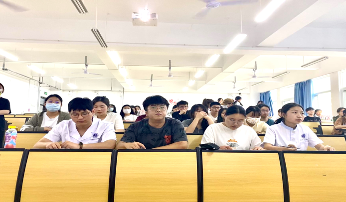 以史为鉴开创未来 百年奋斗再启新程 | 我校护理系团总支举行“微团课”大赛