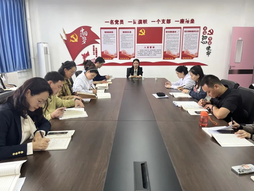 深入基层密切联系群众——工会主席徐玉惠深入护理系开展调研